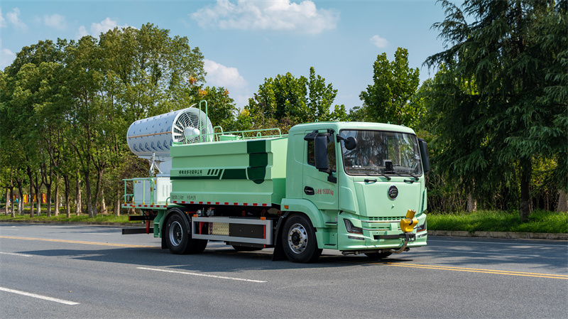 13噸星辰純電動抑塵車